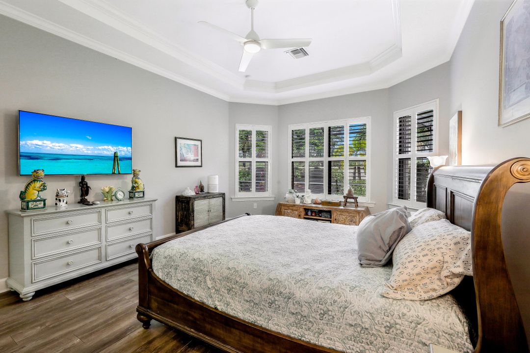 8447 Palacio Terrace W, Naples, FL 34114