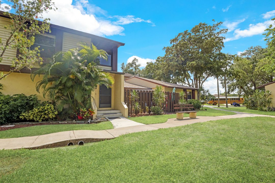 621 SE 12th Ave APT 118, Cape Coral, FL 33990