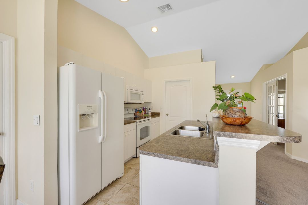 1100 SW Embers Terrace, Cape Coral, FL 33991