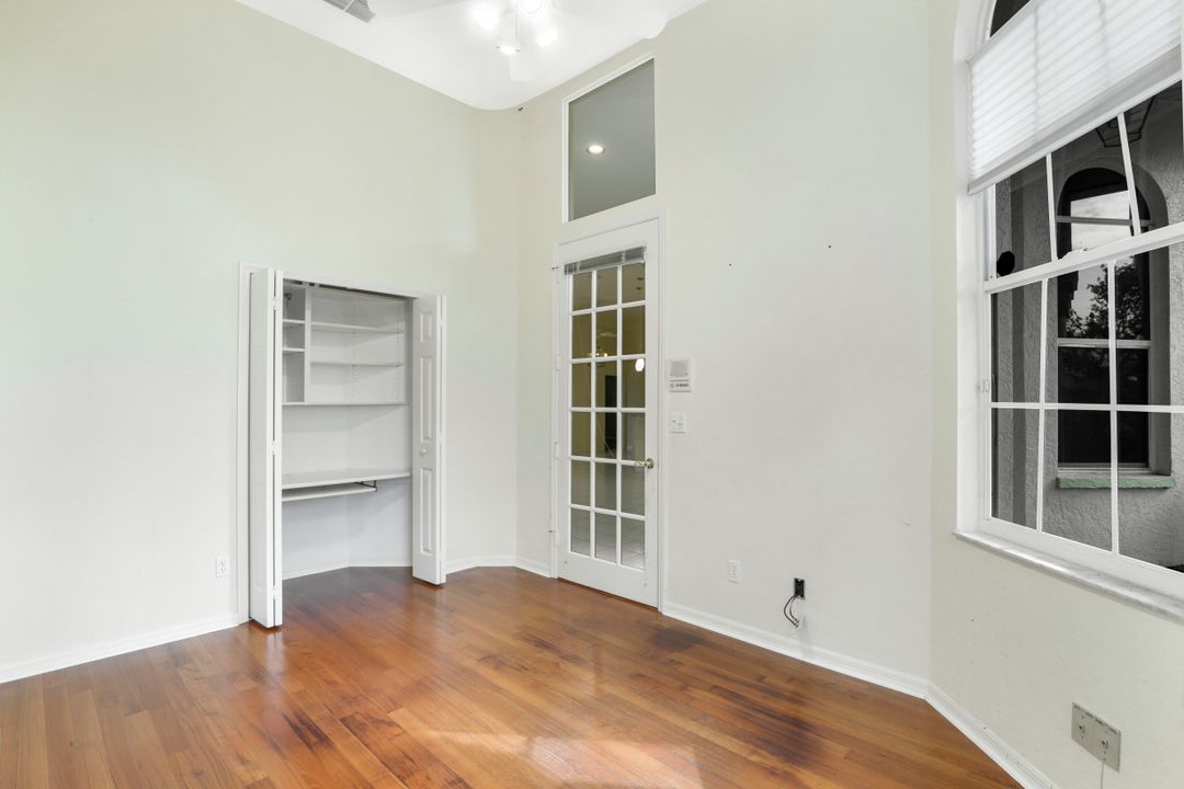 9926 Ortega Ln, Bonita Springs, FL 34135