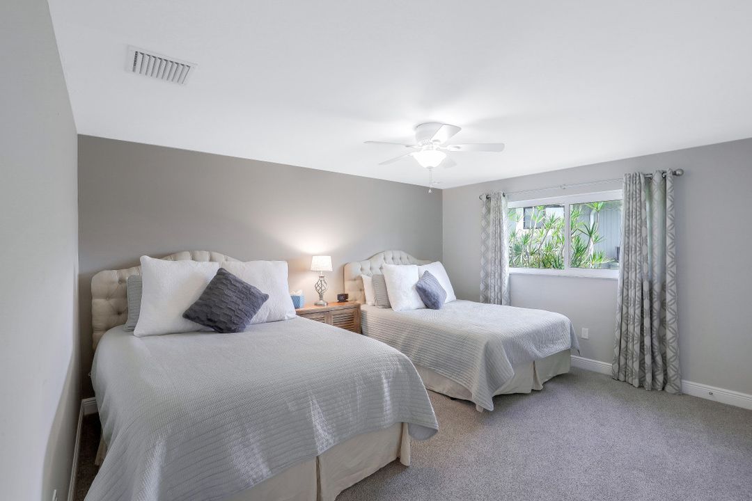 166 Hollyhock Ct, Marco Island, FL 34145