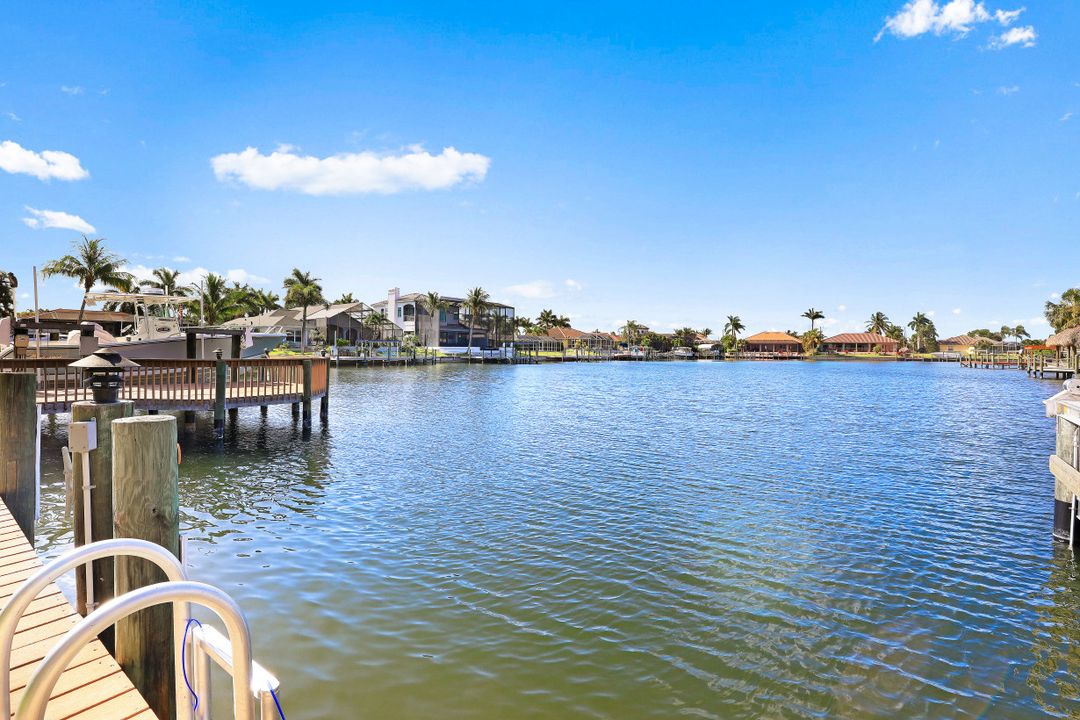 2604 Cape Coral Pkwy W, Cape Coral, FL 33914