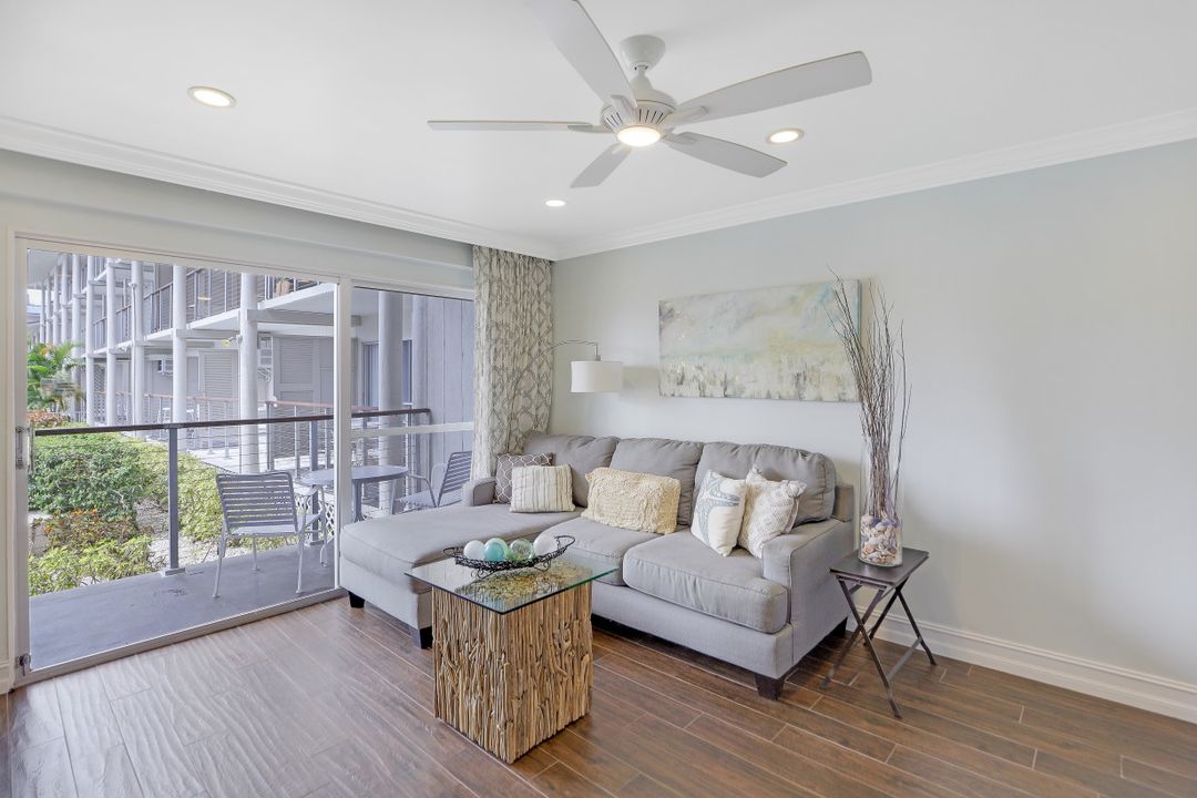 900 Broad Ave S #147, Naples, FL 34102