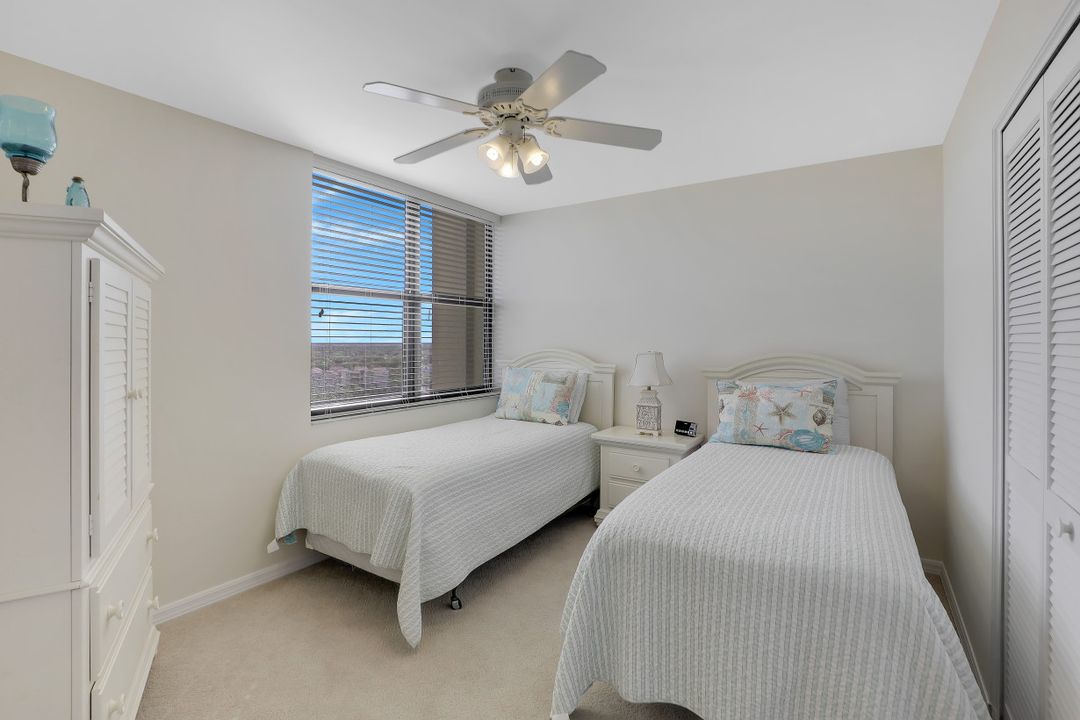 6585 Nicholas Blvd #1405, Naples, FL 34108