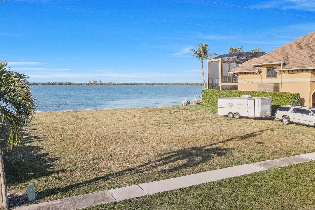 1878 Cascade Ct, Marco Island, FL 34145