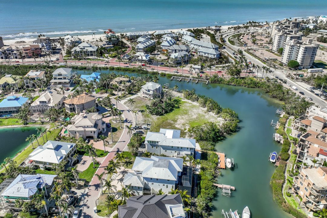 179 Topanga Dr, Bonita Springs, FL 34134