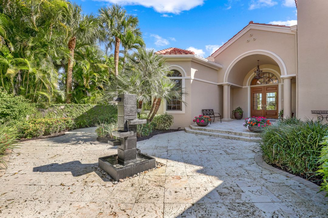 3501 Creekview Dr, Bonita Springs, FL 34134