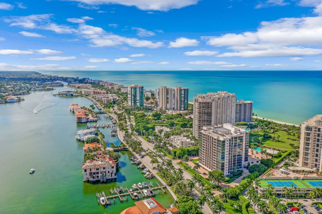 4041 Gulf Shore Blvd N #805 , Naples, FL 34103
