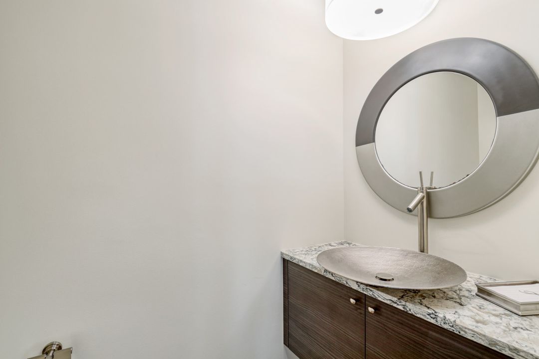 615 Carica Rd, Naples, FL 34108