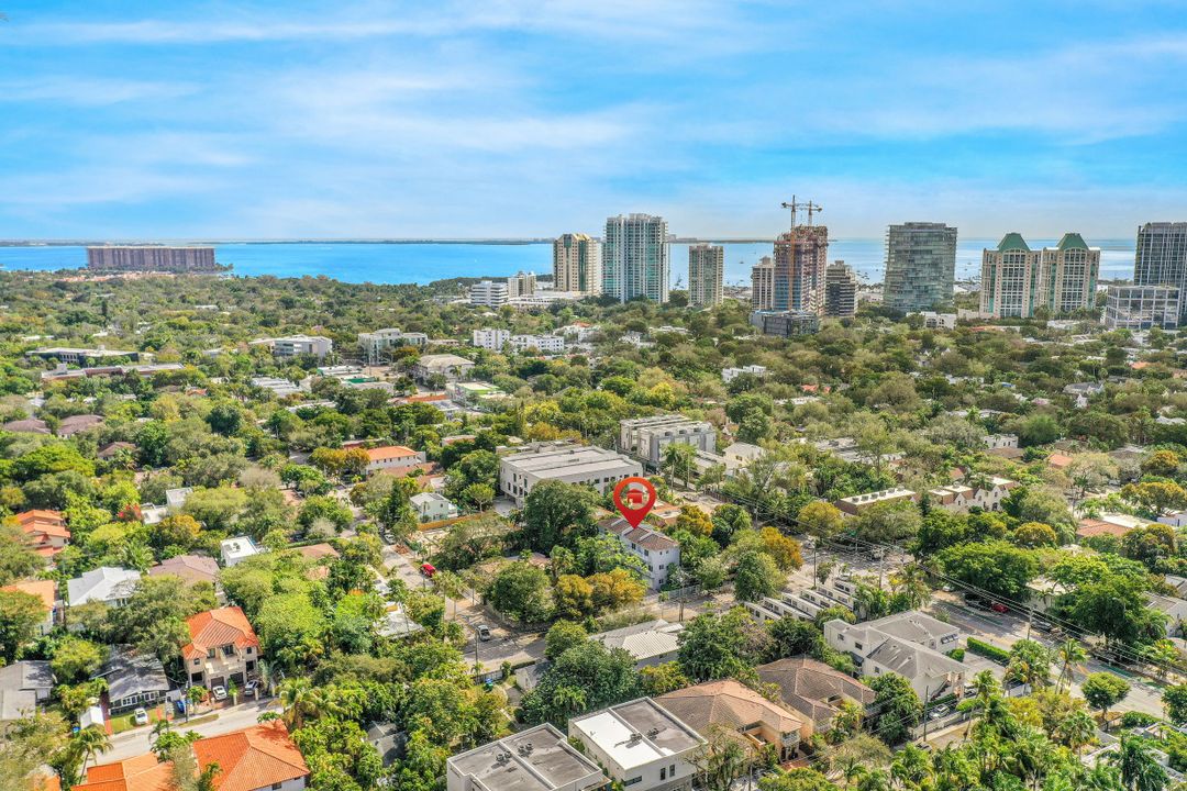 2951 Virginia St, Miami, FL 33133