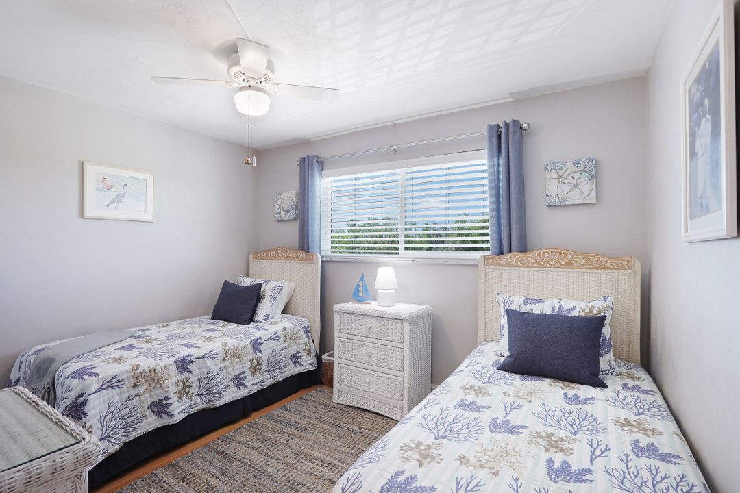 1004 Manatee Rd #H301, Naples, FL 34114