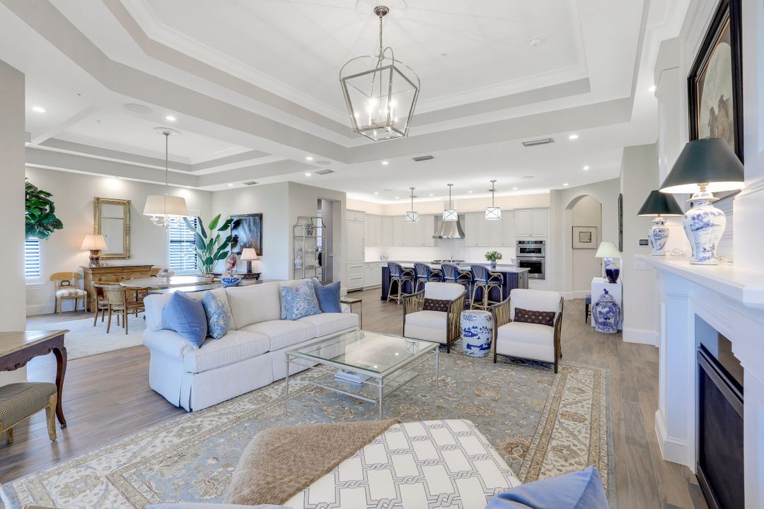 16340 Corsica Way #202, Naples, FL 34110