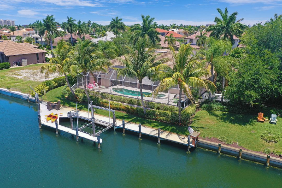 951 Olive Ct, Marco Island, FL 34145