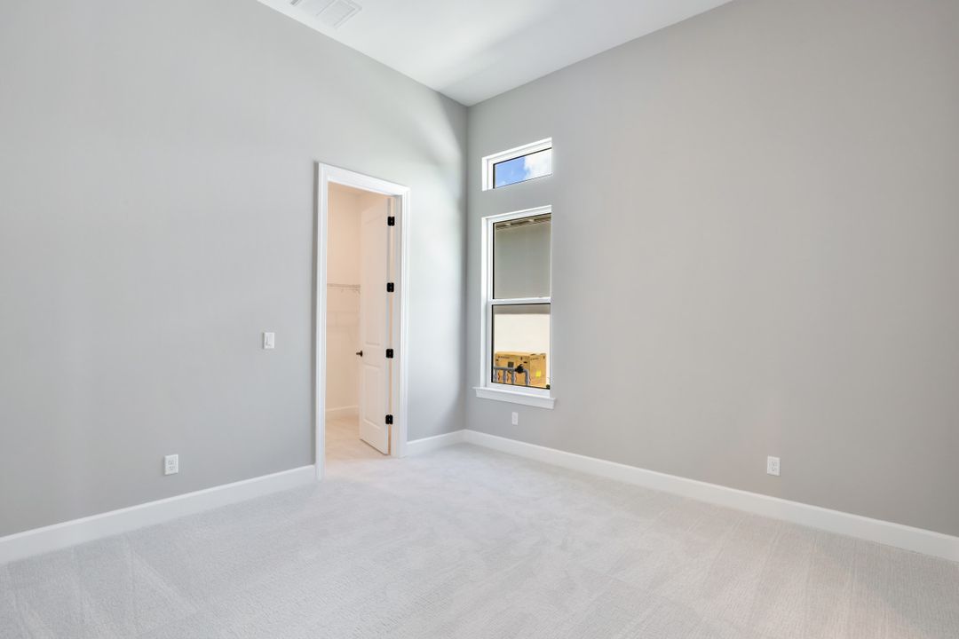 11430 Canal Grande Dr, Fort Myers, FL 33913