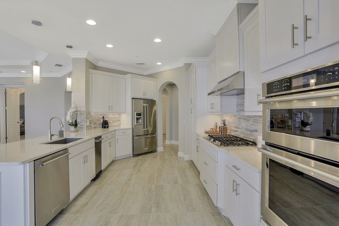 16437 Carrara Way #202, Naples, FL 34110