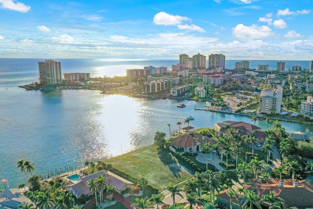 1355 Caxambas Ct, Marco Island, FL 34145