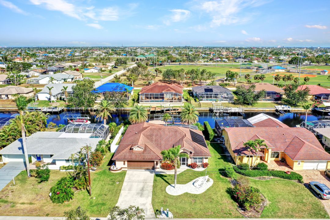 4109 SW 5th Pl, Cape Coral, FL 33914