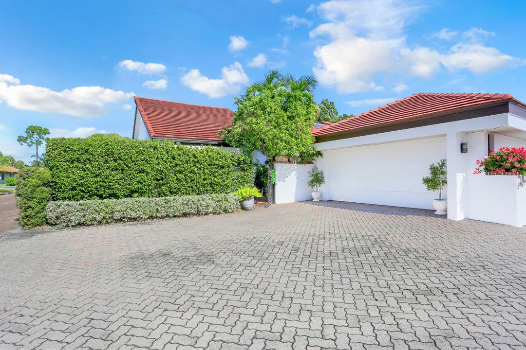 5502 Harbour Castle Dr, Fort Myers, FL 33907