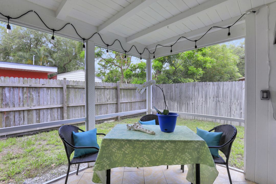 3950 Luverne St, Fort Myers, FL 33901