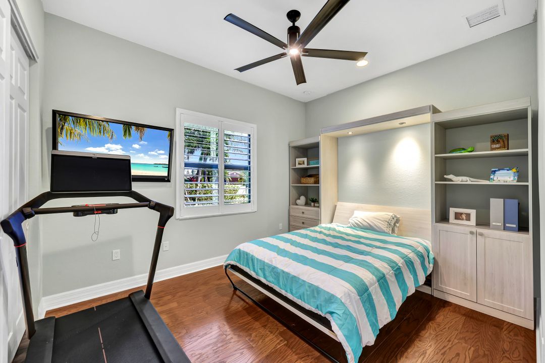 2739 Cinnamon Bay Cir, Naples, FL 34119