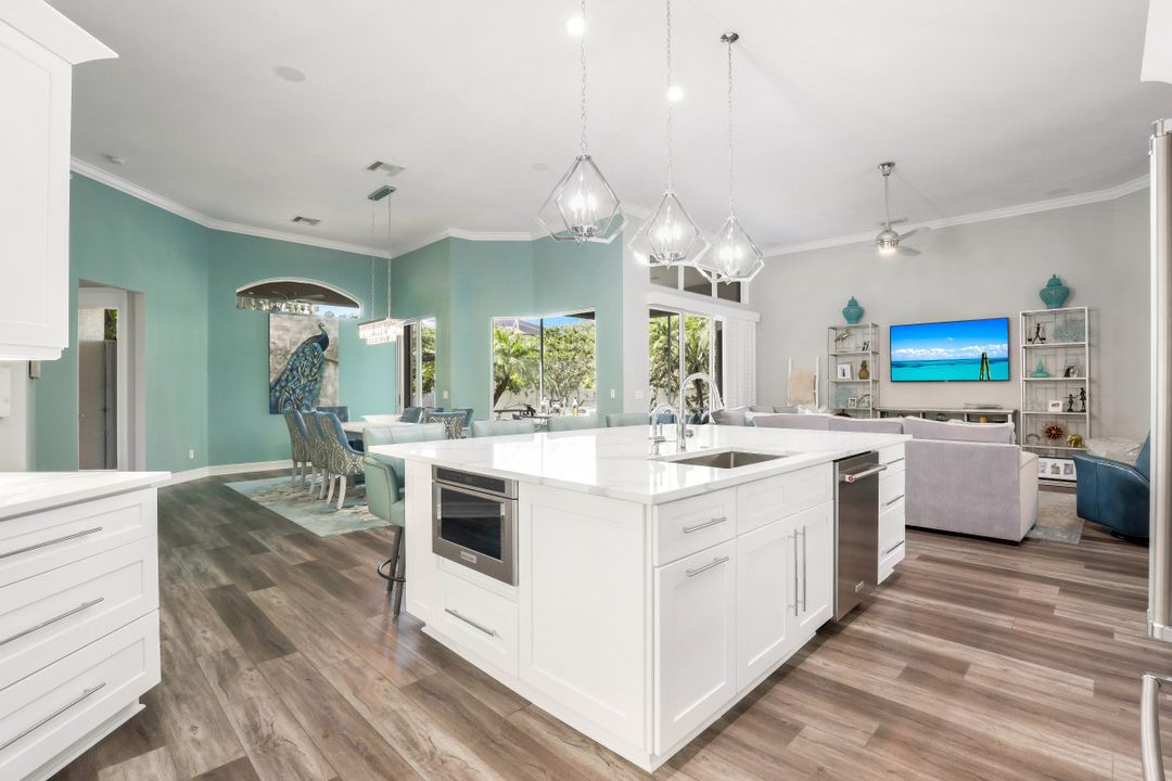 1629 Serenity Cir, Naples, FL 34110