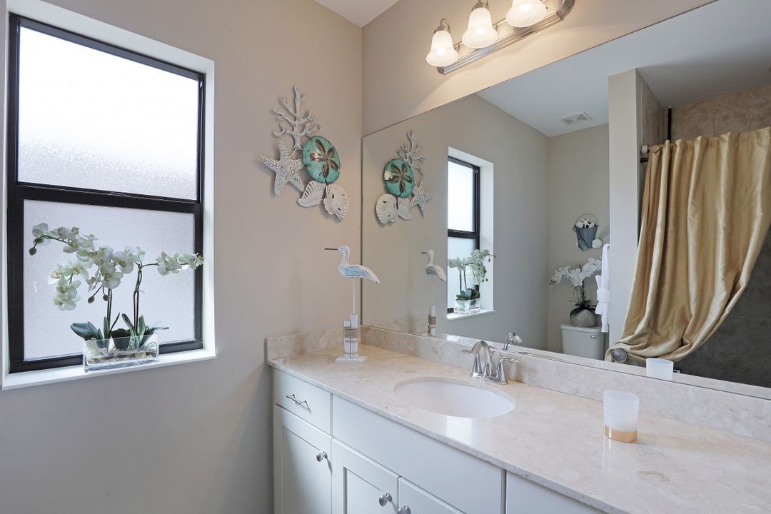 1300 Kendari Terrace, Naples, FL 34113