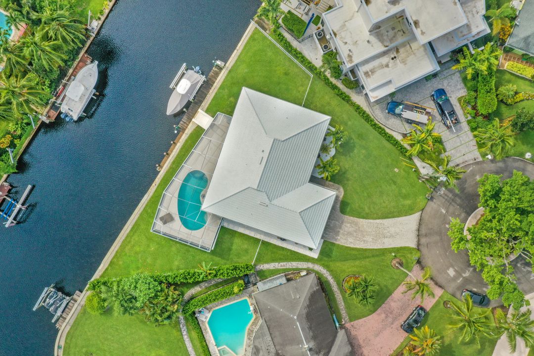 2150 Shad Ct, Naples, FL 34102