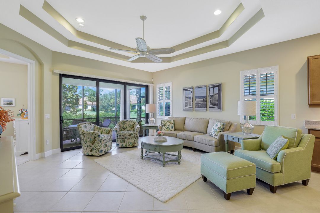 9448 Isla Bella Cir, Bonita Springs, FL 34135