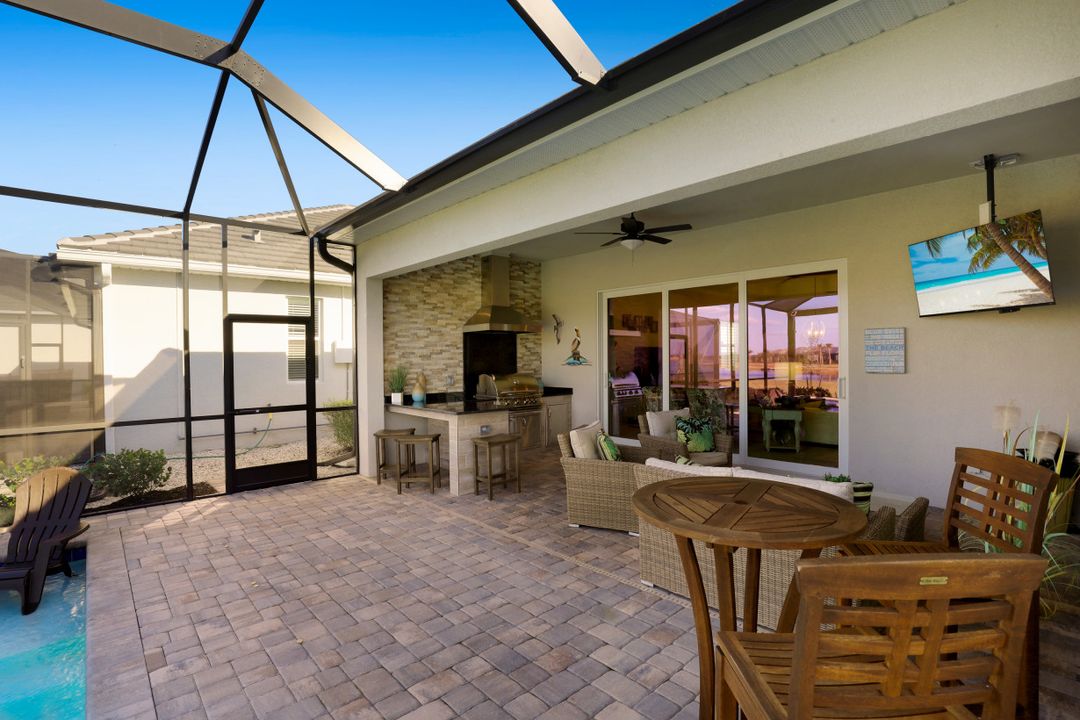 15254 Blue Bay Cir, Fort Myers, FL 33913