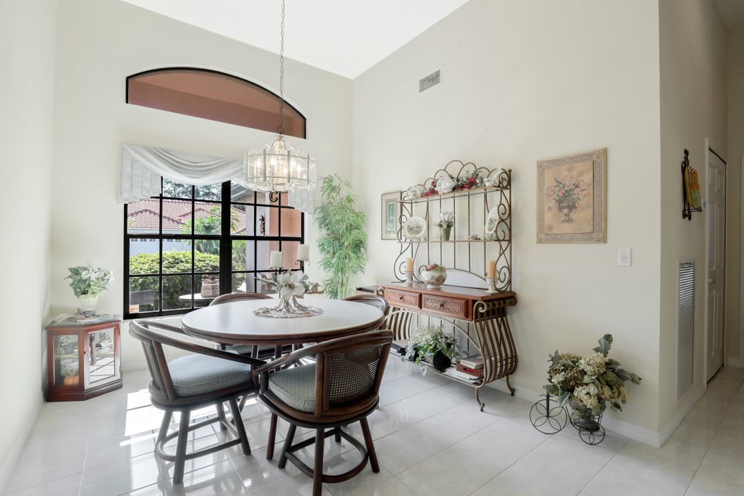 12790 Hunters Ridge Dr, Bonita Springs, FL 34135