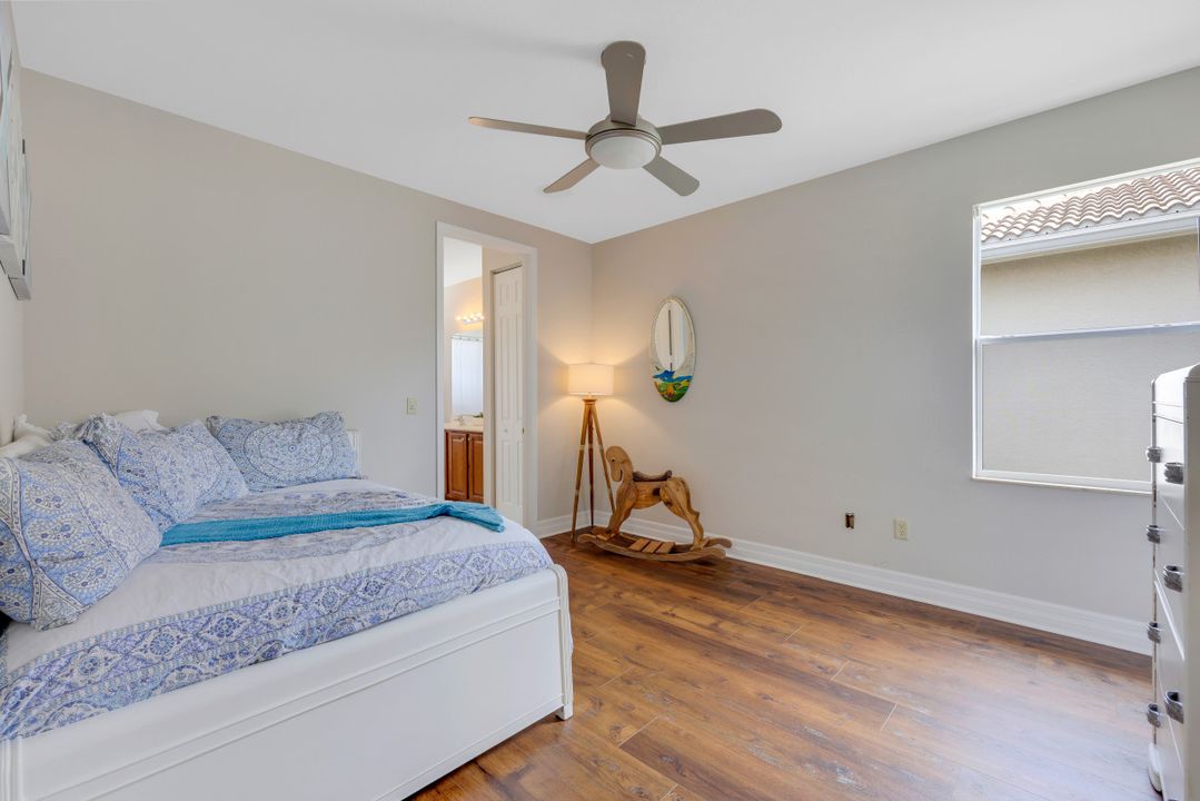 11137 Sparkleberry Dr, Fort Myers, FL 33913