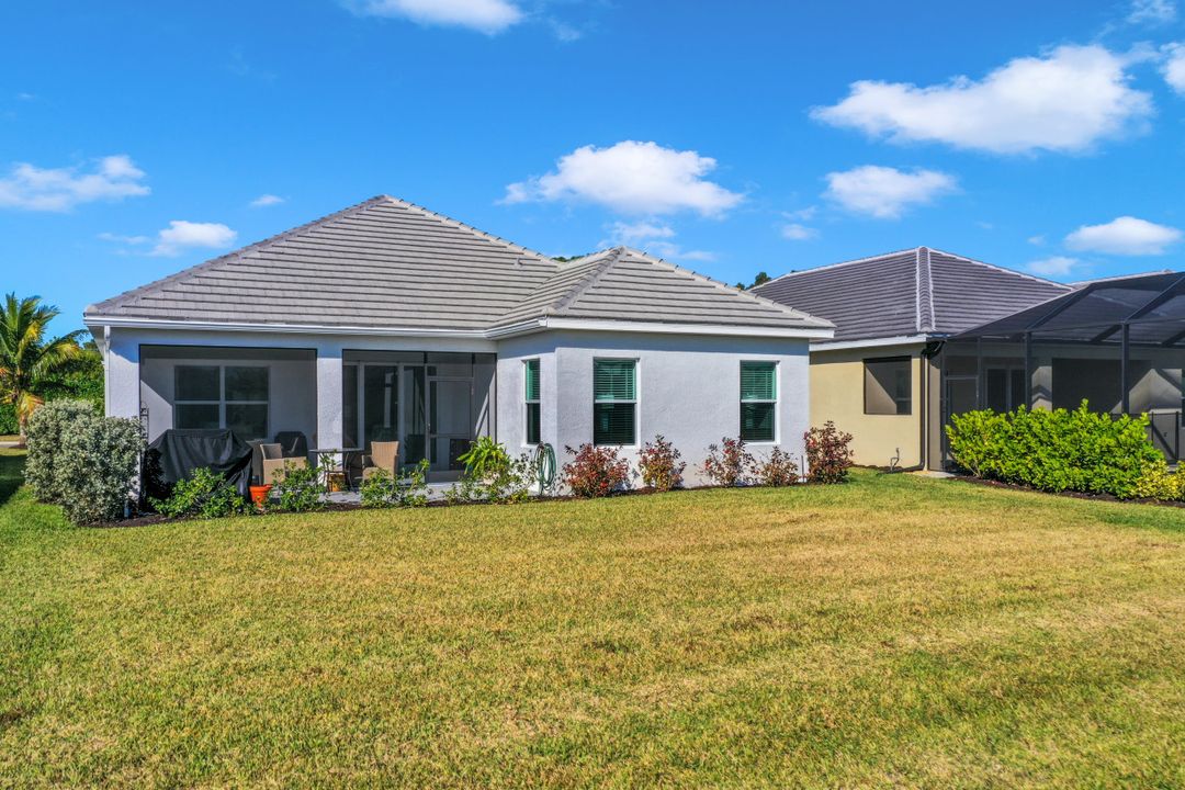 19874 Coconut Harbor Cir, Fort Myers, FL 33908