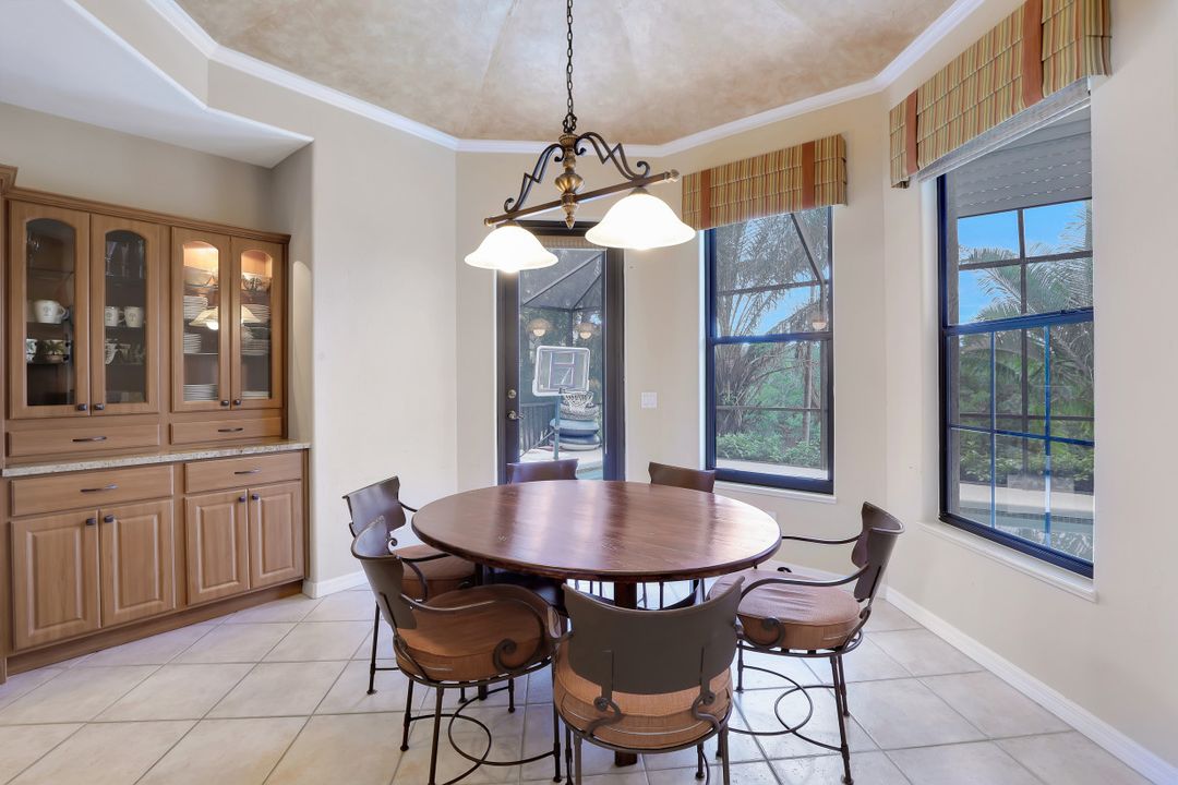 426 Spinnaker Dr, Marco Island, FL 34145