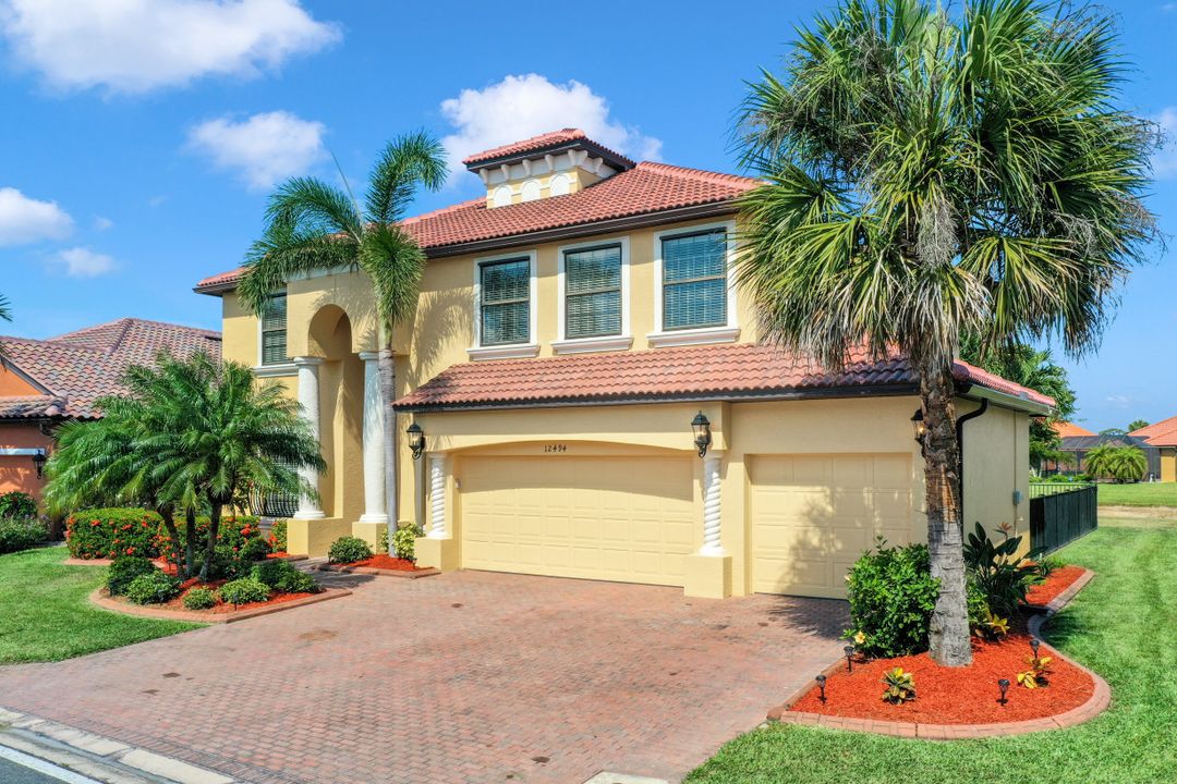 12494 Country Day Cir, Fort Myers, FL 33913
