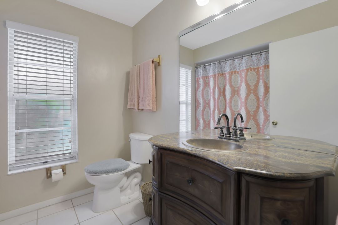 3627 SE 17th Ave, Cape Coral, FL 33904