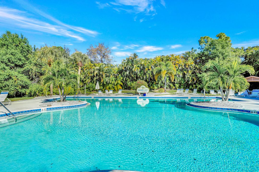 1180 Sarah Jean Cir #201, Naples, FL 34110