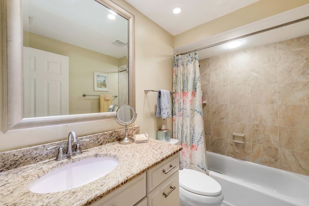 3280 Crossings Ct APT 21, Bonita Springs, FL 34134