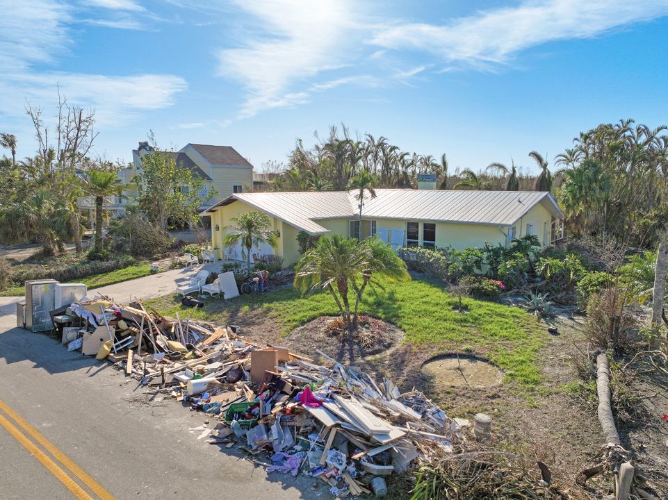 1044 Sand Castle Rd, Sanibel, FL 33957