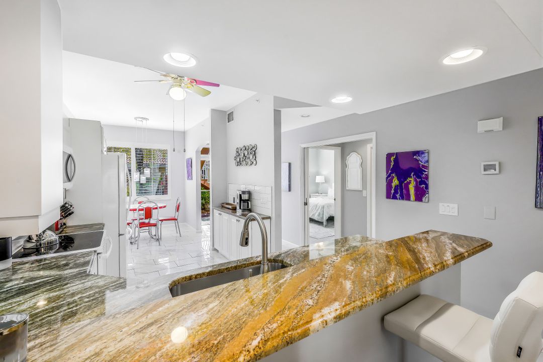 2365 Bayou Ln #3, Naples, FL 34112