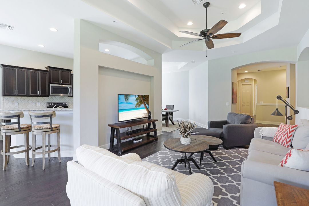 9542 Ironstone Terrace #202, Naples, FL 34120