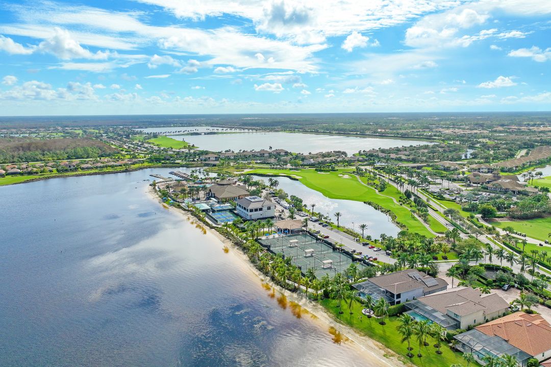 9238 Marble Stone Dr, Naples, FL 34120