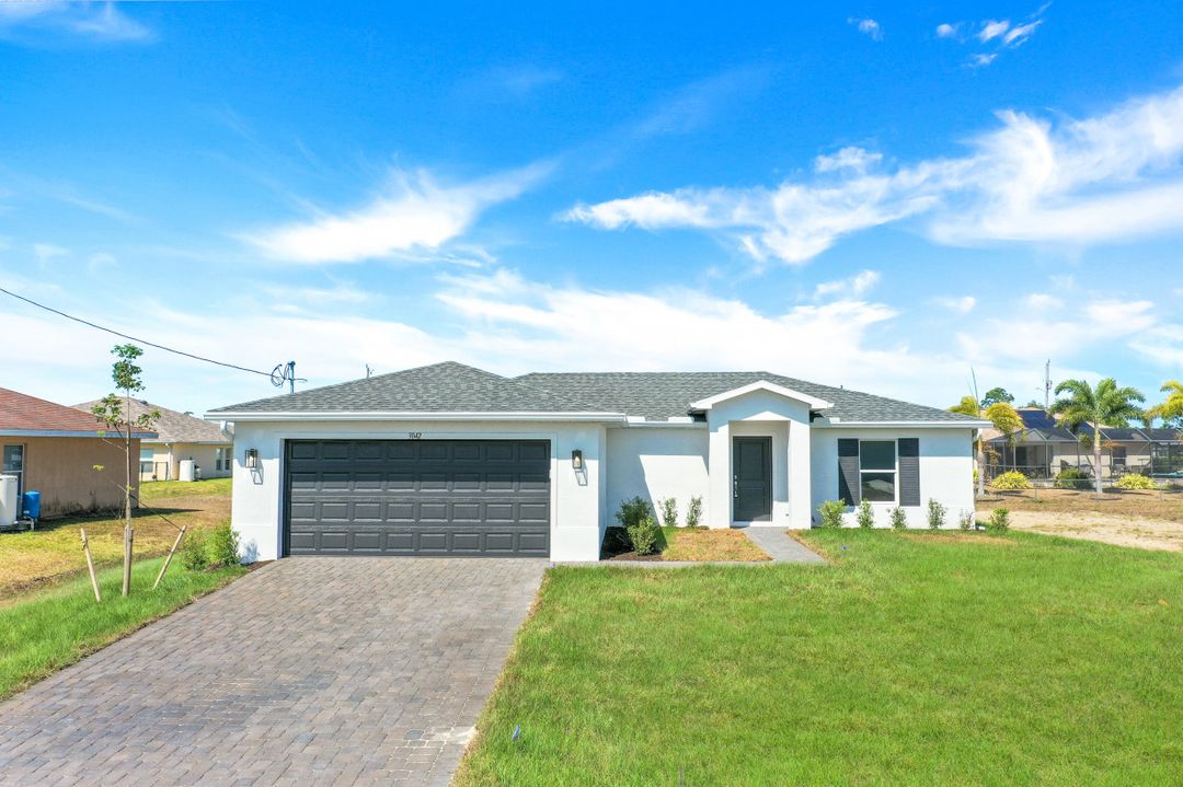 2604 NE 5th Ave, Cape Coral, FL 33909