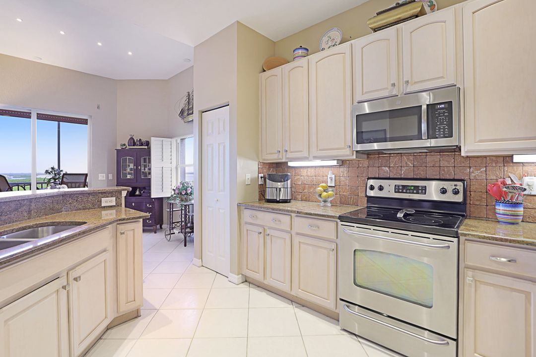 4141 Bay Beach Ln #4H6, Fort Myers Beach, FL 33931