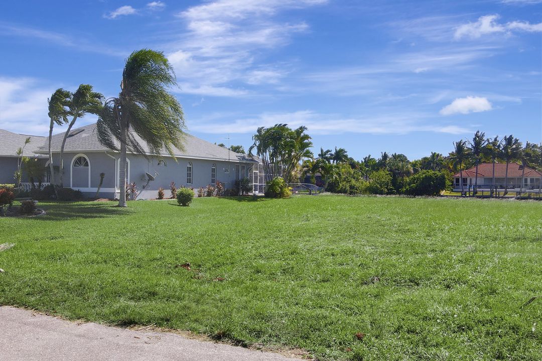 2522 SW 52nd Ln, Cape Coral, FL 33914