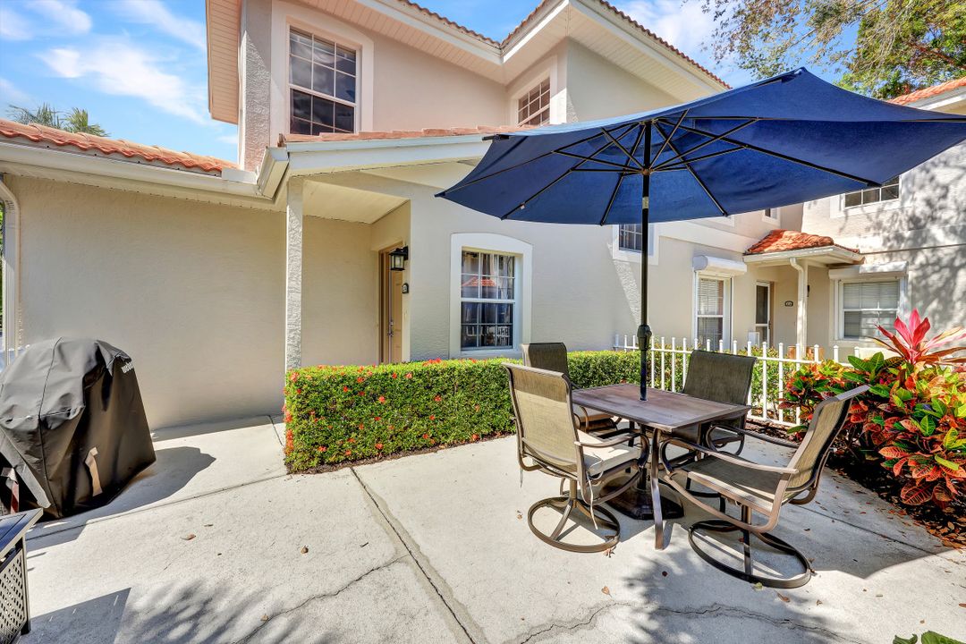 2426 Orchid Bay Dr # F-204, Naples, FL 34109