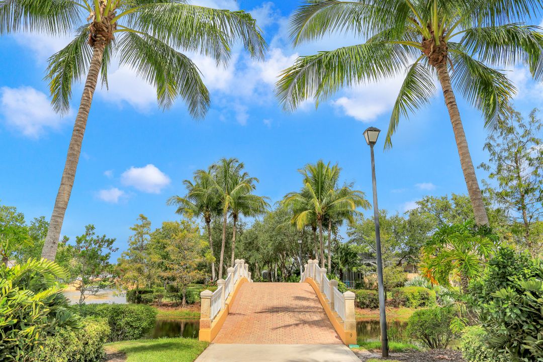 15394 Queen Angel Way, Bonita Springs, FL 34135