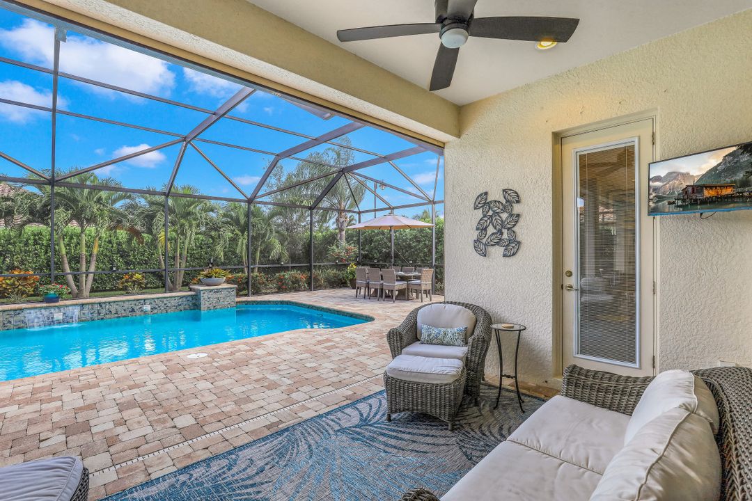 9365 Slate Ct, Naples, FL 34120