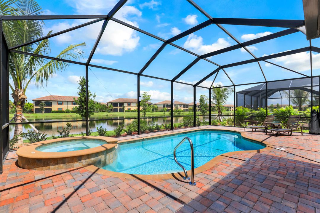 28009 Foxrock Ct, Bonita Springs, FL 34135