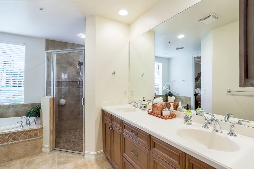 10820 Vivaldi Ct #201, Miromar Lakes , FL 33913