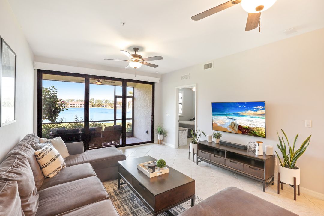 15126 Palmer Lake Cir #103, Naples, FL 34109